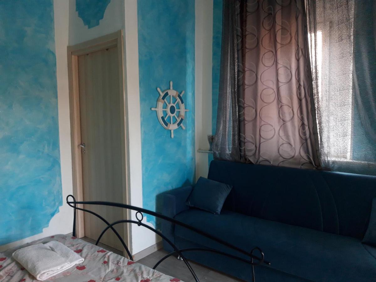 Exclusive Passion Panzió Rho Kültér fotó